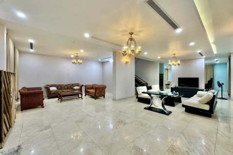4 bedrooms Villa in Long Bien, Ha Noi,  No. 30333