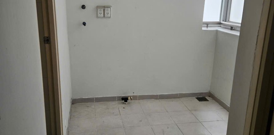 Квартира с 3 спальнями в Тхудык, Хошимин , № 29581
