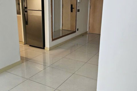 Квартира с 3 спальнями в Тхудык, Хошимин , № 29581 4