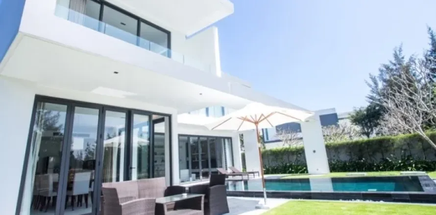 3 bedrooms Villa in Ngu Hanh Son, Da Nang,  No. 29473