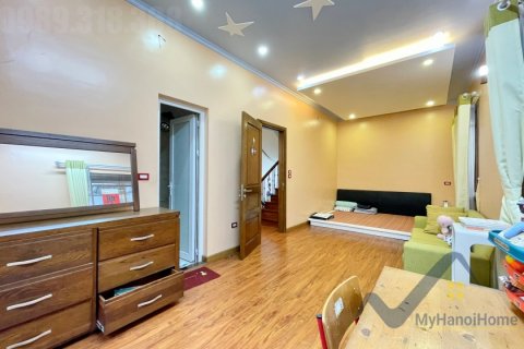 Вилла с 3 спальнями в Лонгбьен, Ханой ,  № 26644 6