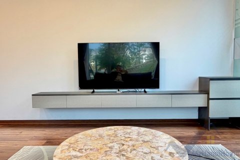 Квартира с 1 спальней в Лонгбьен, Ханой , № 26356 7