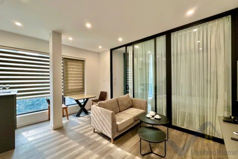 Квартира с 1 спальней в Лонгбьен, Ханой ,  № 26358