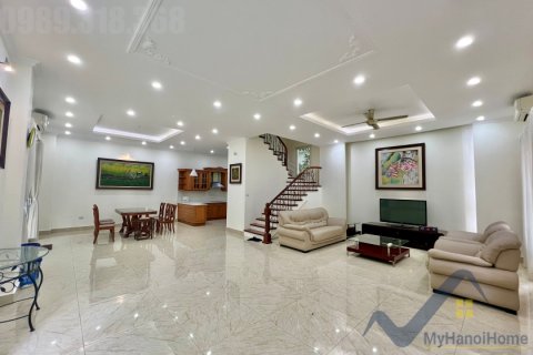 Вилла с 5 спальнями в Лонгбьен, Ханой ,  № 20373