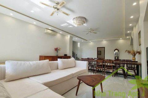 9 bedrooms Villa in Nha Trang,  No. 27801 6