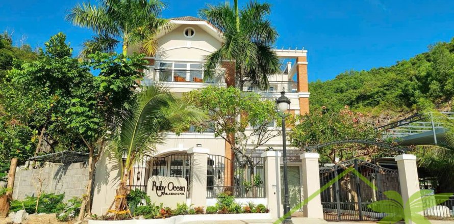 9 bedrooms Villa in Nha Trang,  No. 27801