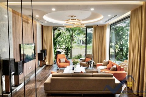 Вилла с 4 спальнями в Ханой ,  № 26363