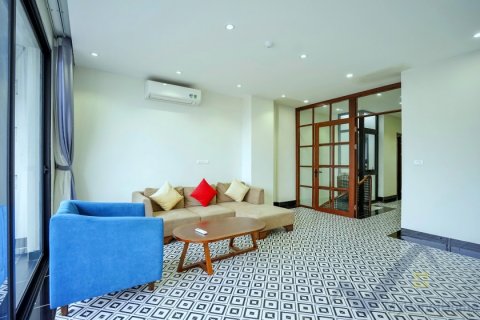 3 bedrooms Apartment in Tay Ho, Ha Noi, No. 26366 2