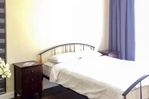 Квартира с 2 спальнями в Тхудык, Хошимин ,  № 27324 5