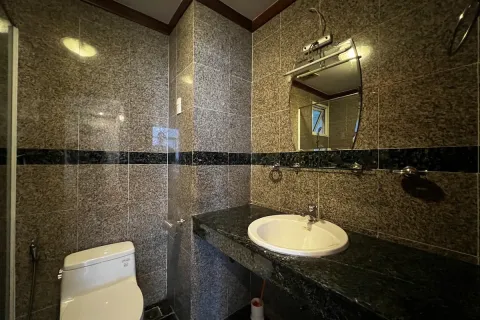 Квартира с 4 спальнями в Тхудык, Хошимин ,  № 27053 8