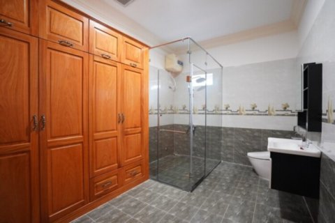 Дом с 4 спальнями в Тхудык, Хошимин ,  № 27599 5