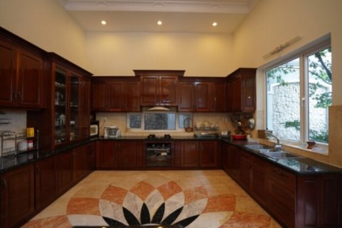 5 bedrooms Villa in Thu Duc, Ho Chi Minh,  No. 27600 3