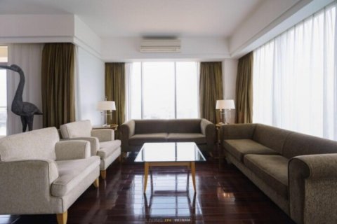 3 bedrooms Apartment in District 3, Ho Chi Minh,  No. 27340 3