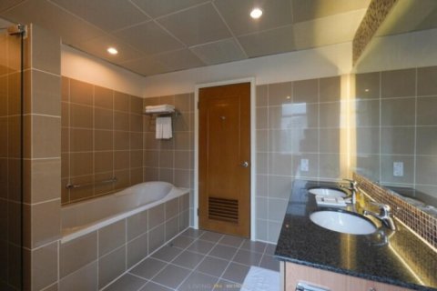 3 bedrooms Apartment in District 3, Ho Chi Minh,  No. 27337 8