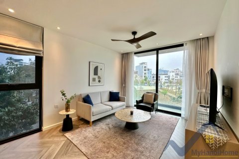 Квартира с 2 спальнями в Лонгбьен, Ханой ,  № 18981