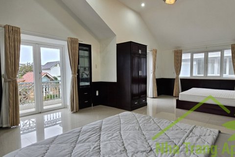 5 bedrooms Villa in Nha Trang,  No. 27934 10