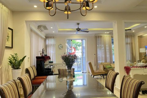 5 bedrooms Villa in Ho Chi Minh, No. 30298 3