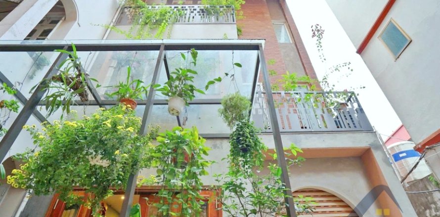 Вилла с 3 спальнями в Тэйхо, Ханой ,  № 19775