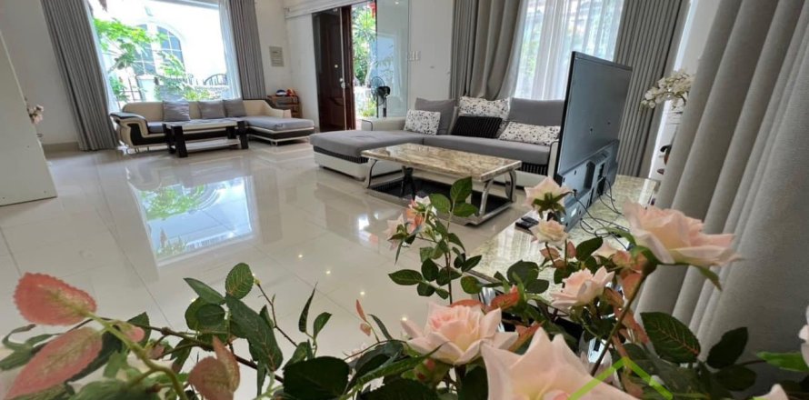 9 bedrooms Villa in Nha Trang,  No. 28228