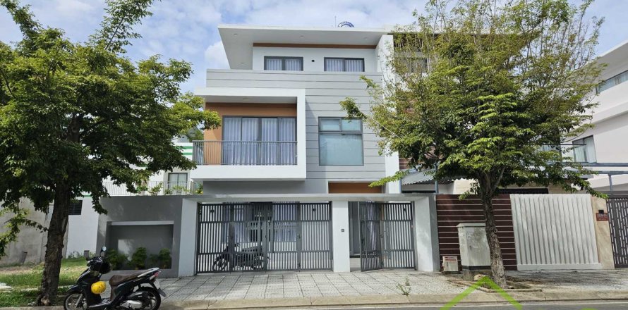 6 bedrooms Villa in Nha Trang, No. 27849