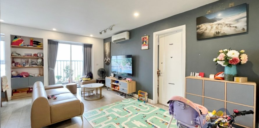 Квартира с 2 спальнями в Лонгбьен, Ханой ,  № 26586