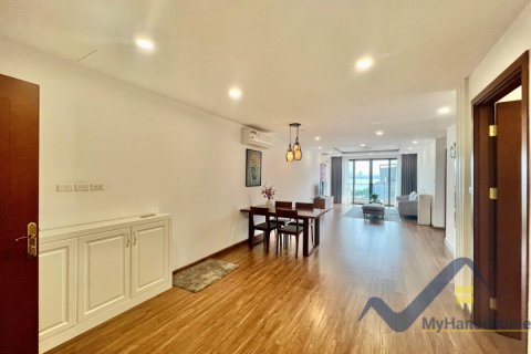 Квартира с 3 спальнями в Тэйхо, Ханой ,  № 26614