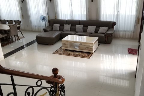 5 bedrooms Villa in Nha Trang, No. 28607 4