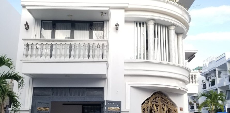 5 bedrooms Villa in Nha Trang, No. 28607