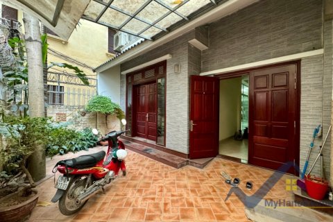 4 bedrooms Villa in Tay Ho, Ha Noi,  No. 19600