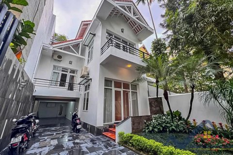 Вилла с 5 спальнями в Тэйхо, Ханой ,  № 20153