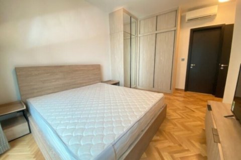 Квартира с 3 спальнями в Тхудык, Хошимин ,  № 27160 2