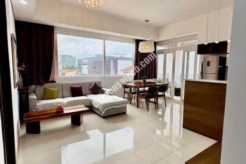 Квартира с 2 спальнями в Тхудык, Хошимин , № 25987 1