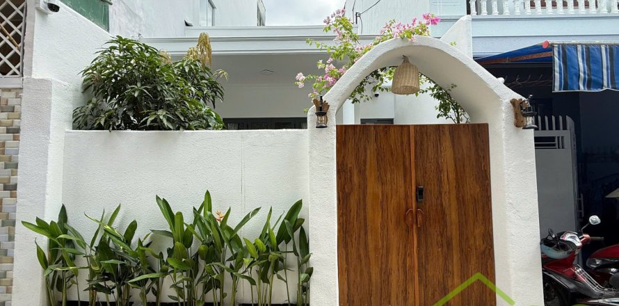 2 bedrooms House in Nha Trang,  No. 27820