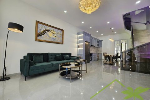 5 bedrooms House in Nha Trang, No. 27810 2