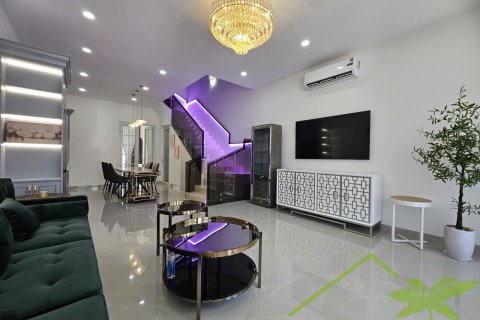 5 bedrooms House in Nha Trang,  No. 27810