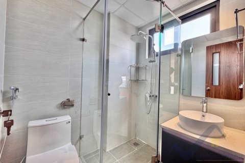 Квартира с 3 спальнями в Лонгбьен, Ханой ,  № 28866 11
