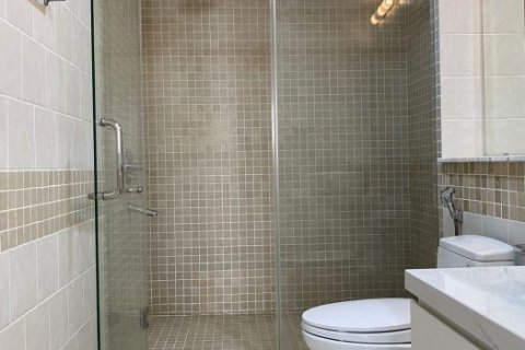Квартира с 4 спальнями в Тхудык, Хошимин ,  № 27499 2