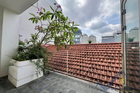 Квартира с 3 спальнями в Тэйхо, Ханой ,  № 26514 19