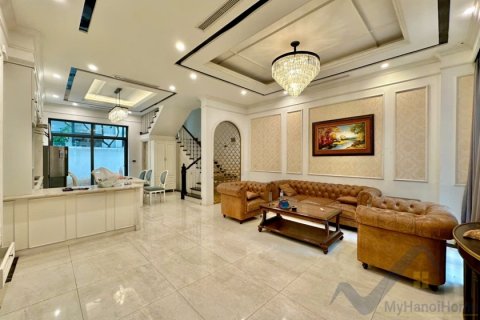 Вилла с 4 спальнями в Лонгбьен, Ханой ,  № 26727 2