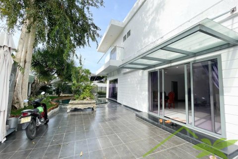 4 bedrooms Villa in Nha Trang, No. 27953 2