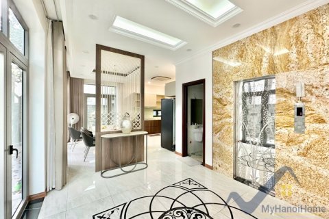 Вилла с 4 спальнями в Лонгбьен, Ханой ,  № 26487 3