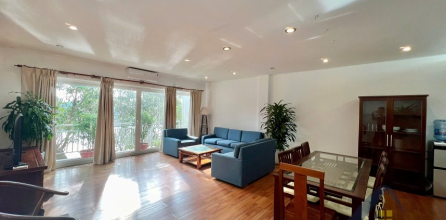 Квартира с 3 спальнями в Бадинь, Ханой ,  № 26493