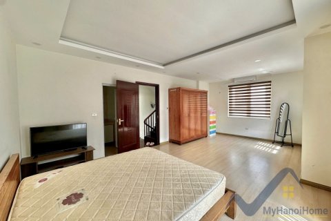 Вилла с 3 спальнями в Лонгбьен, Ханой ,  № 26490 5