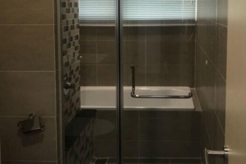 Квартира с 3 спальнями в Тхудык, Хошимин ,  № 27432 5