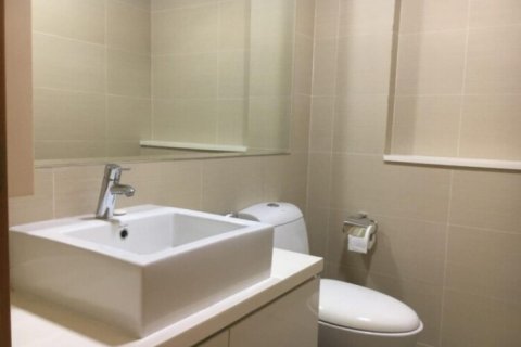 Квартира с 3 спальнями в Тхудык, Хошимин ,  № 27438 5