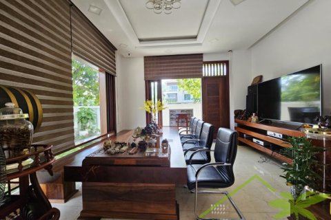 5 bedrooms Villa in Nha Trang, No. 28189 9