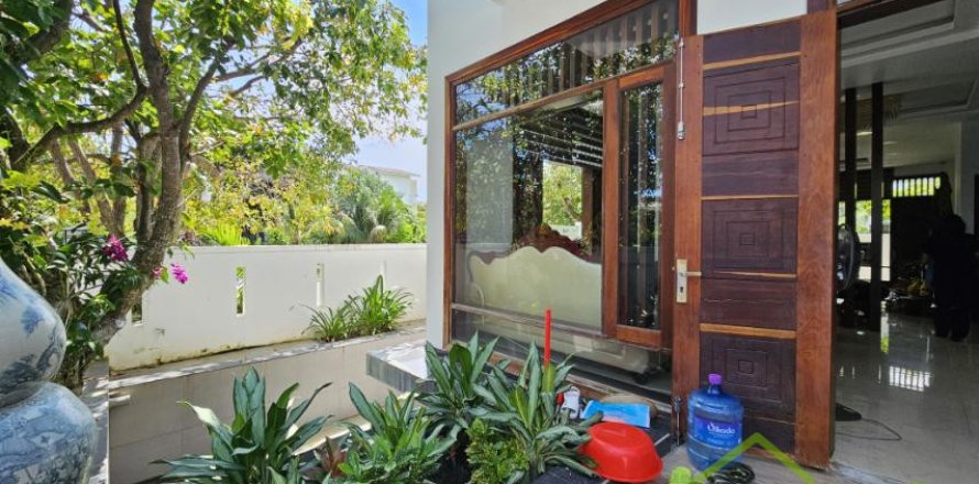5 bedrooms Villa in Nha Trang, No. 28189