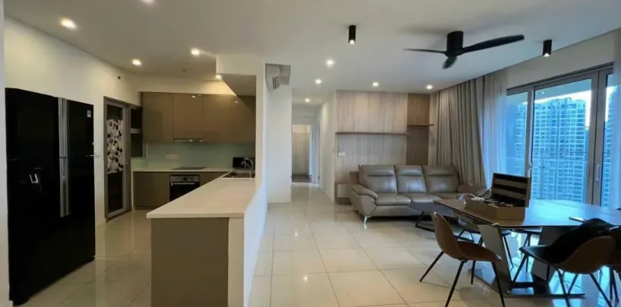 4 bedrooms Apartment in Ho Chi Minh, No. 27490