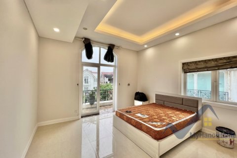 Вилла с 4 спальнями в Лонгбьен, Ханой ,  № 26658 17