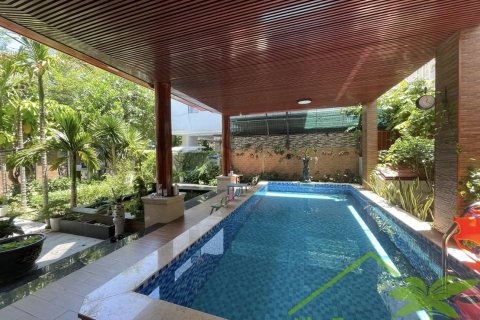 4 bedrooms Villa in Nha Trang,  No. 28053 4